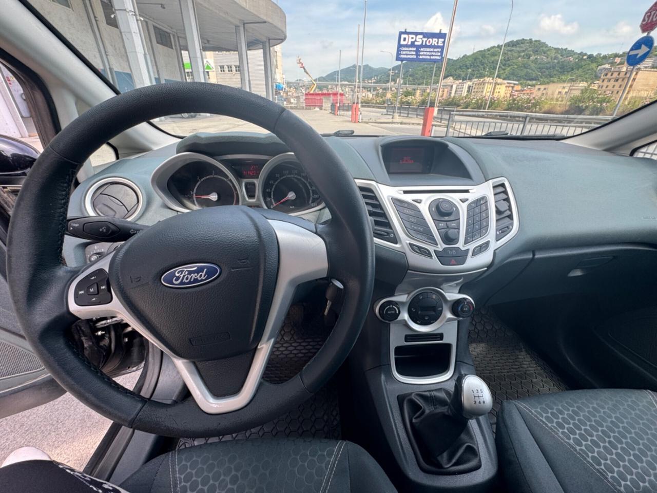 Ford Fiesta 1.4 TDCi 68CV 5 porte Titanium 2009