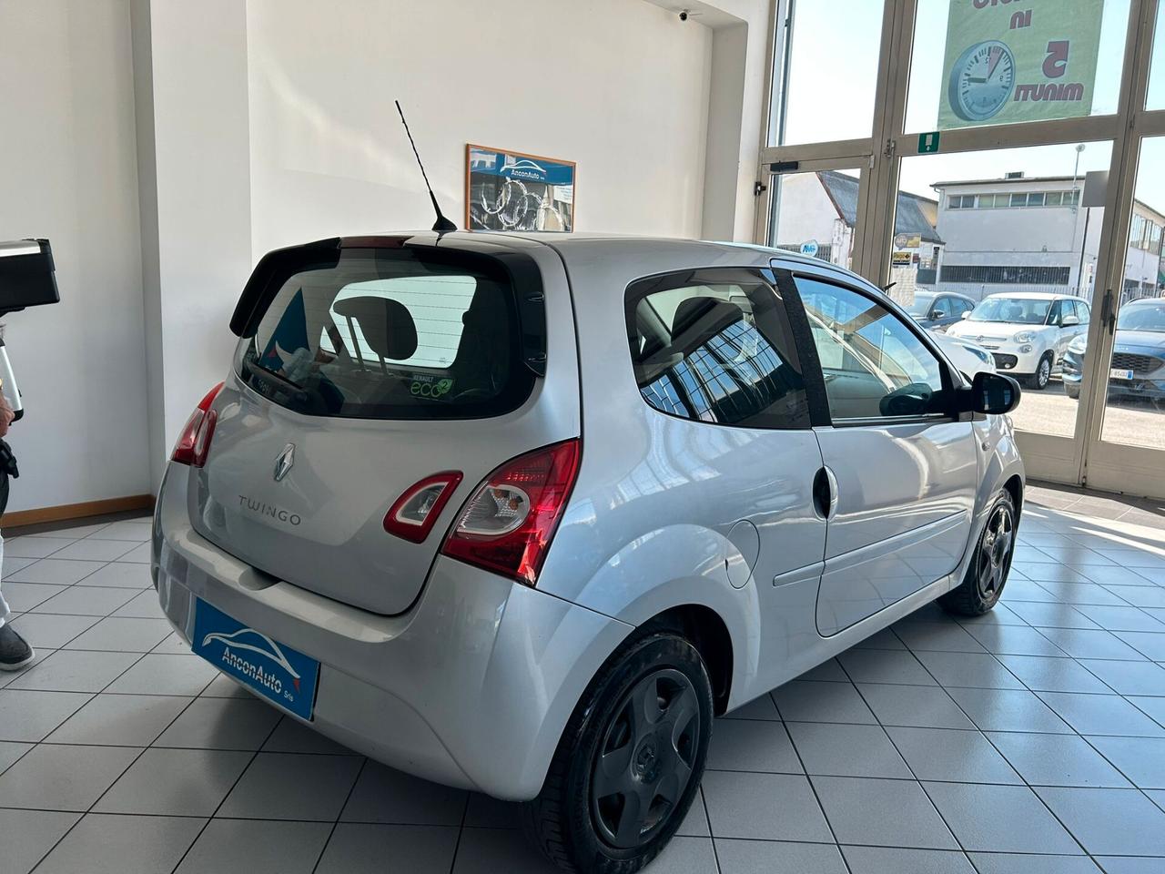 Renault Twingo 1.2B X NEOPATENTATI 2014