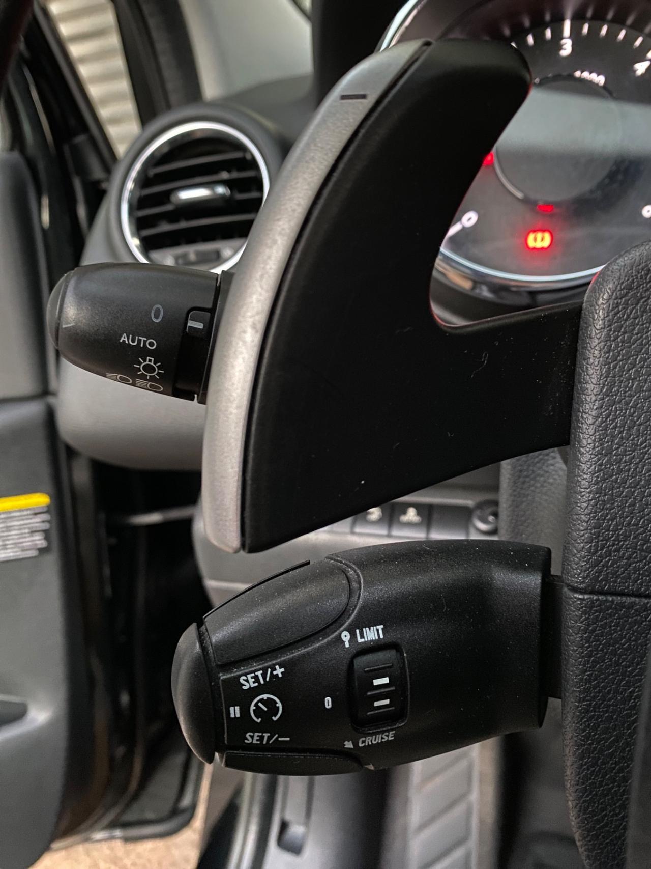 Peugeot 3008 1.6 e-HDi 112cv AUTOMATICA “Allure”