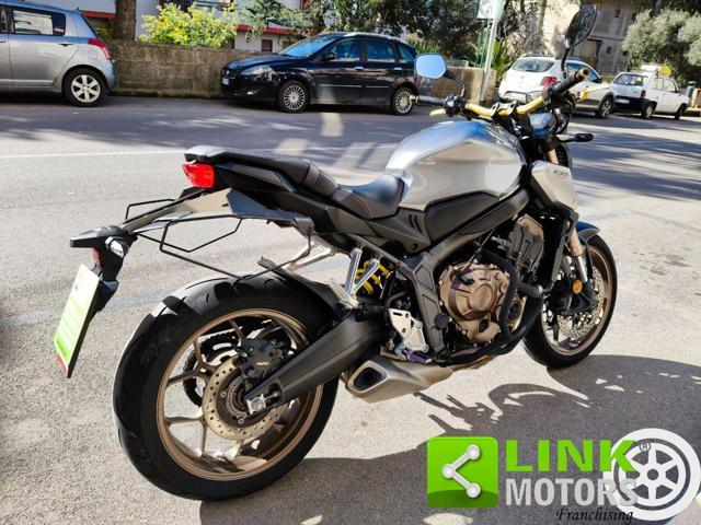 HONDA CB 650 R SOLO 8500KM