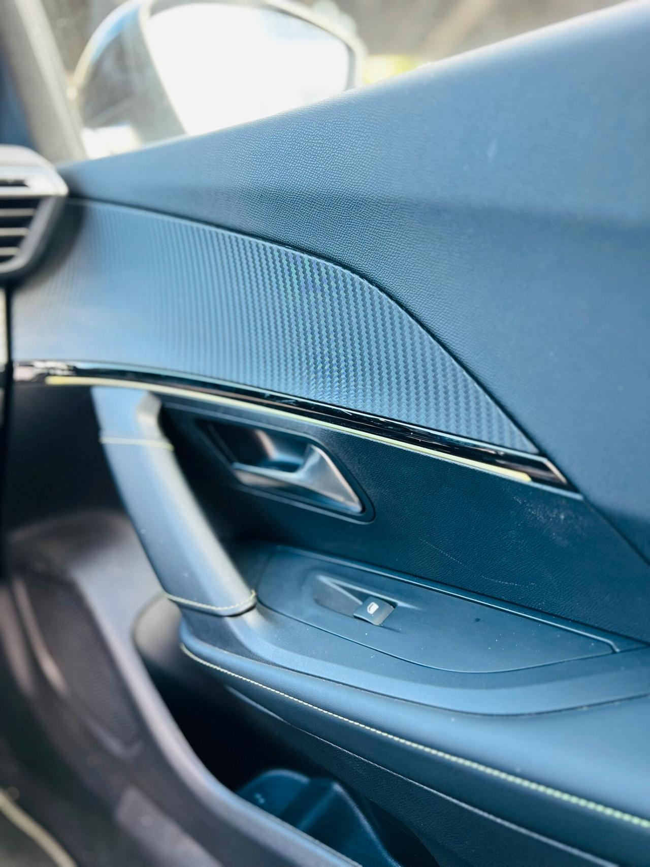 PEUGEOT 2008 1.2 130CV GT LINE AUTOMATICA - 2024