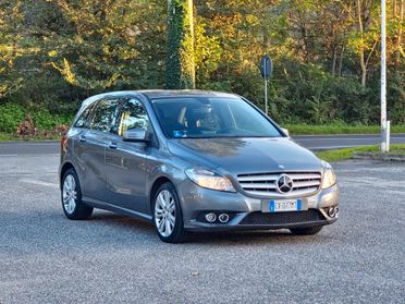 Mercedes-benz B 180 B 180 CDI Automatic Premium 2014-E5B