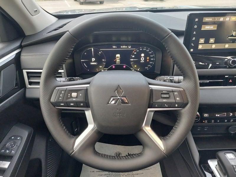 Mitsubishi Outlander PHEV 2.4 PHEV INFORM MY26 306CV