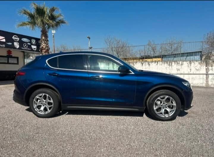 Alfa Romeo Stelvio 2.2 Turbodiesel 190 CV AT8 RWD Business 2018