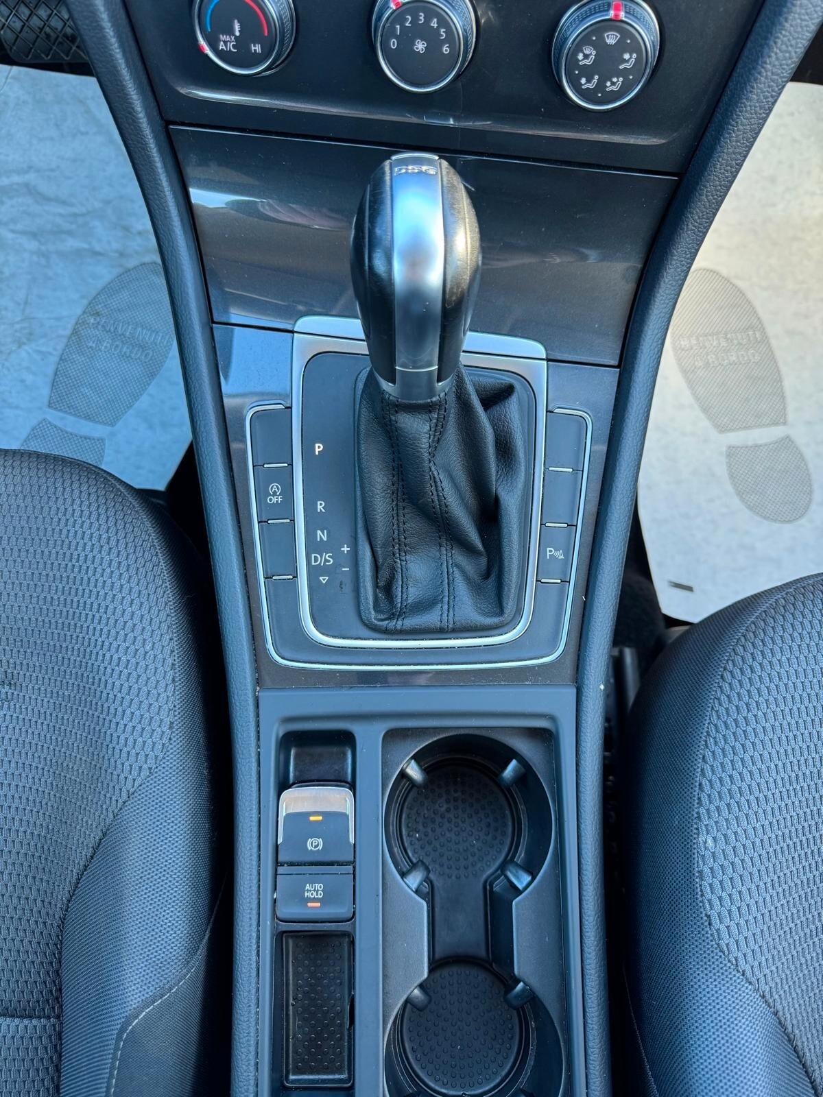 Volkswagen Golf Variant 7.5 1.6 TDI 115CV DSG EXECUTIVE BMT 2019