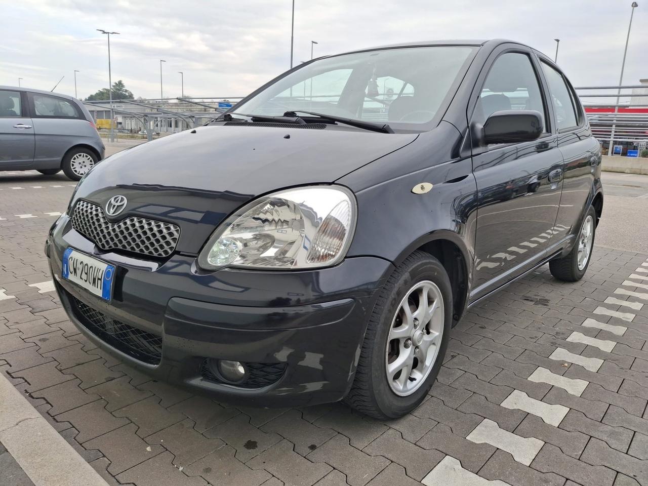 Toyota Yaris 1.3i Benzina/CAMBIO AUTOMATICO