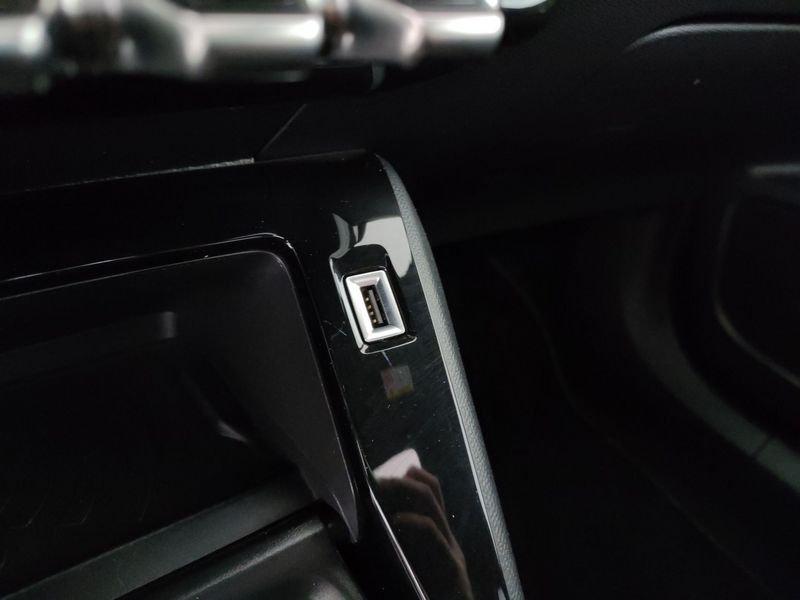 Peugeot 2008 2008 BlueHDi 130 S&S EAT8 GT Pack