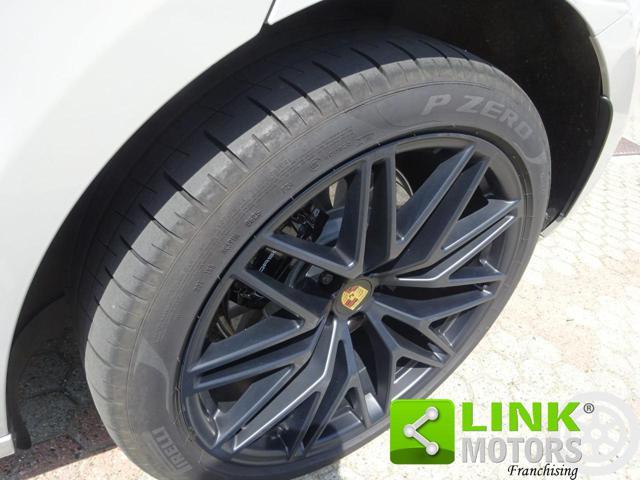 PORSCHE Macan 2.9 GTS - Tetto, Bose, Surround View, Gancio T