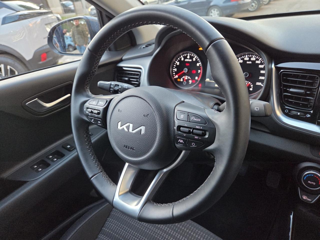 Kia Stonic 1.2 DPI Style