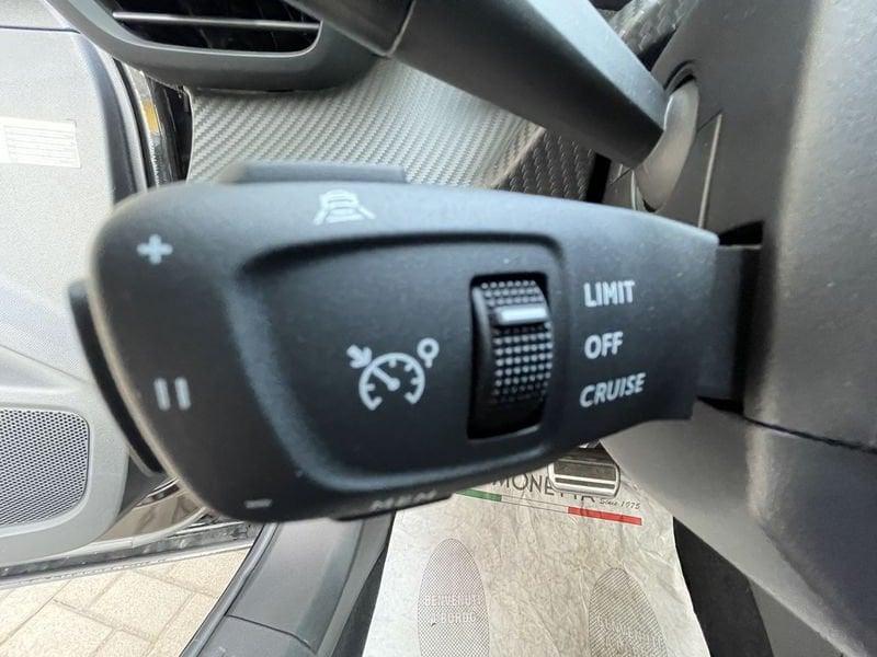 Peugeot 2008 1.2 hybrid GT 145cv e-dcs6 - KM0