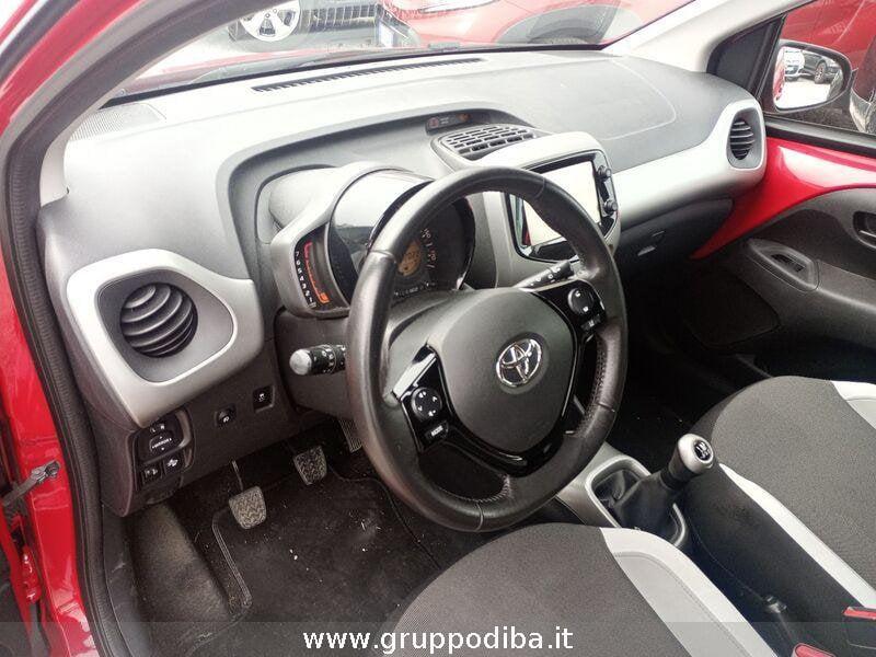 Toyota Aygo II 2014 5p 1.0 x-play my15