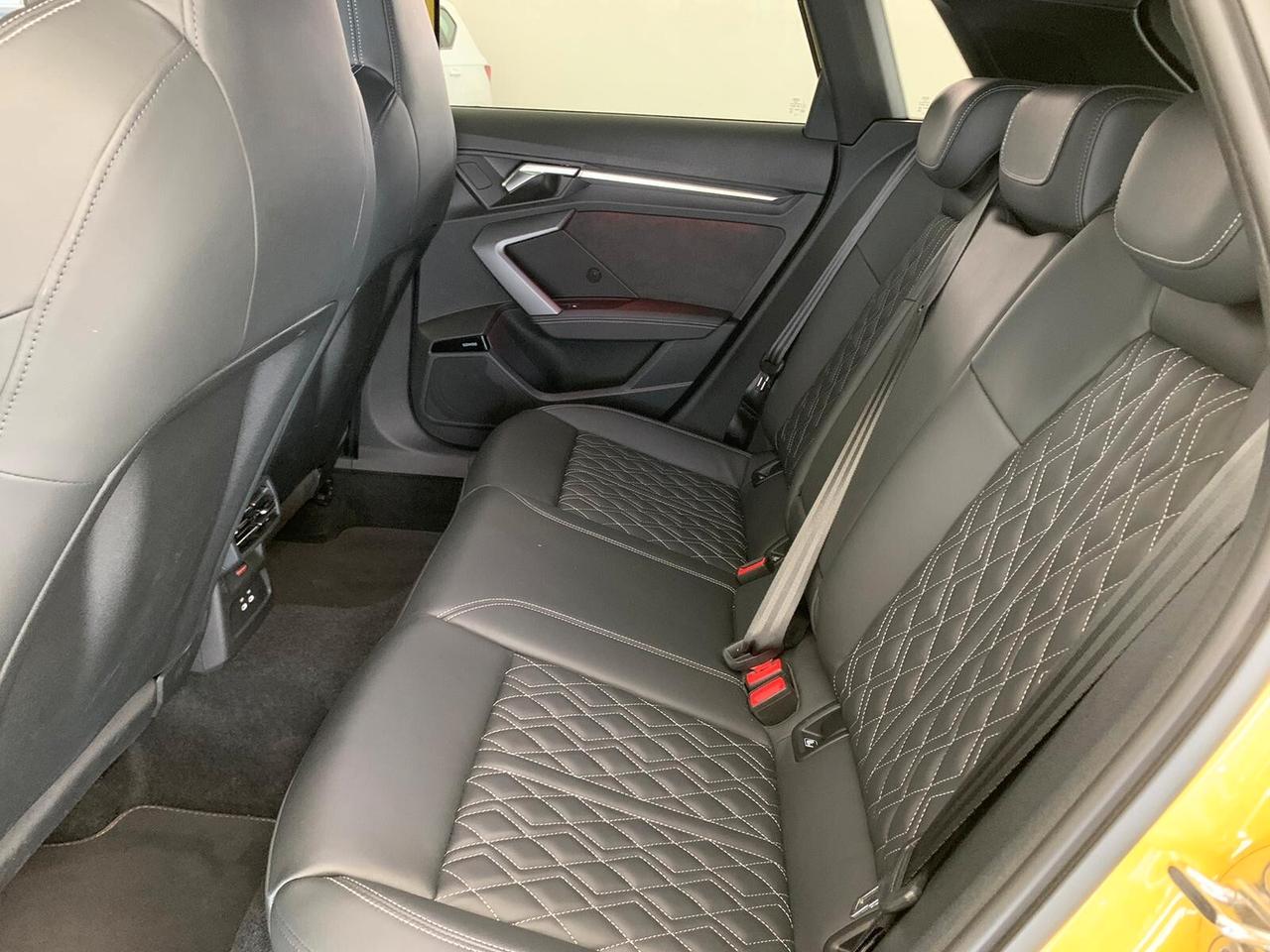 Audi A3 allstreet 35 TFSI S tronic Identity Contrast