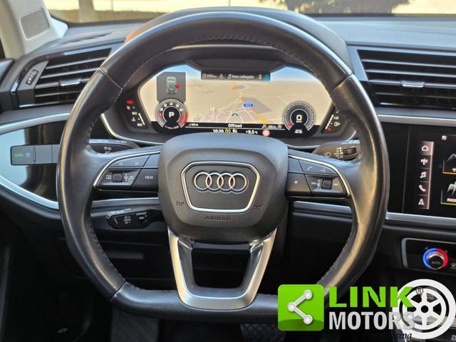 AUDI Q3 35 TFSI 150 CV S Tronic S Line Identity Black