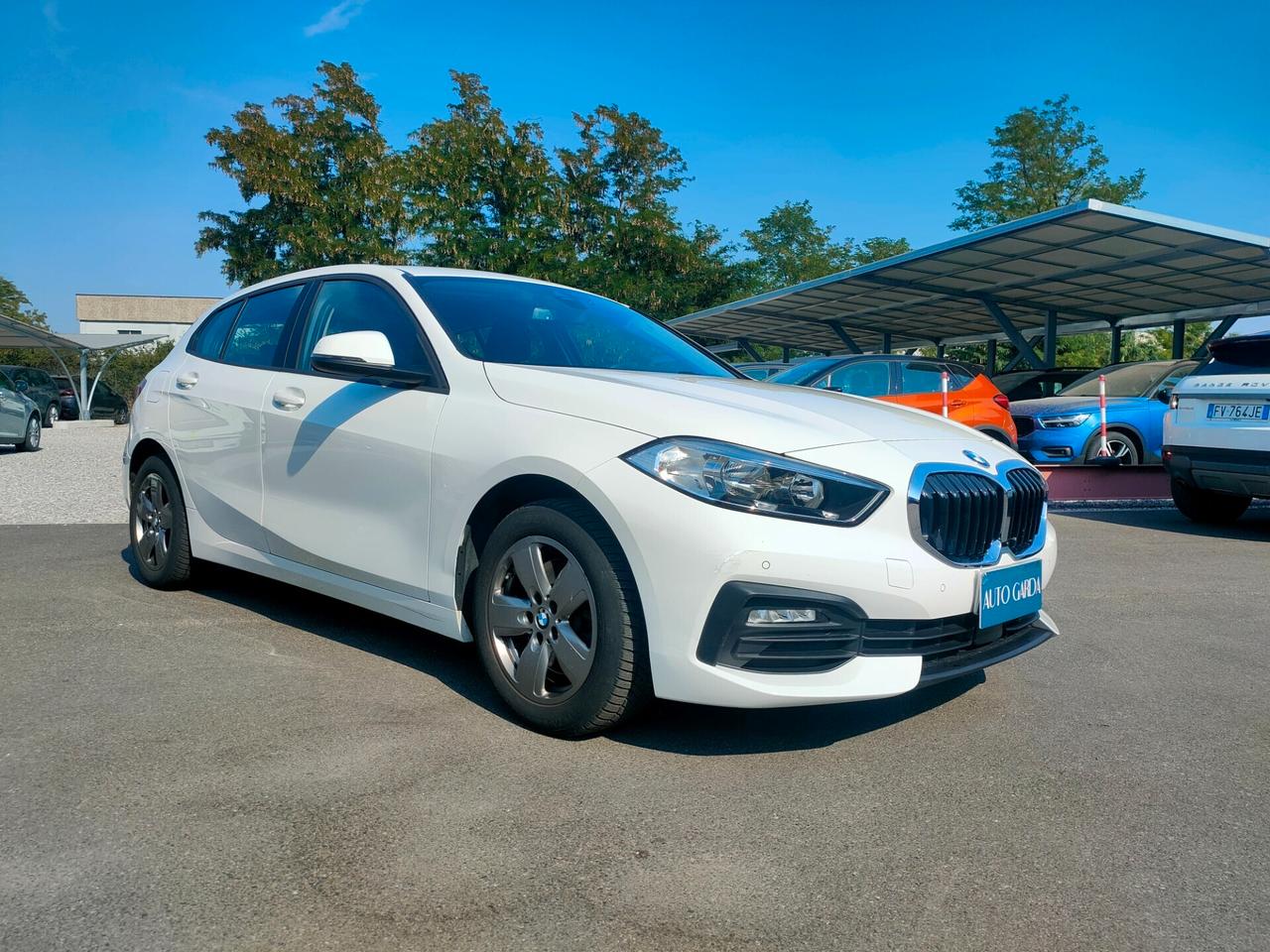 Bmw 116 116d 5p. Business Advantage NEOPATENTATI IVA DEDUCIBILE