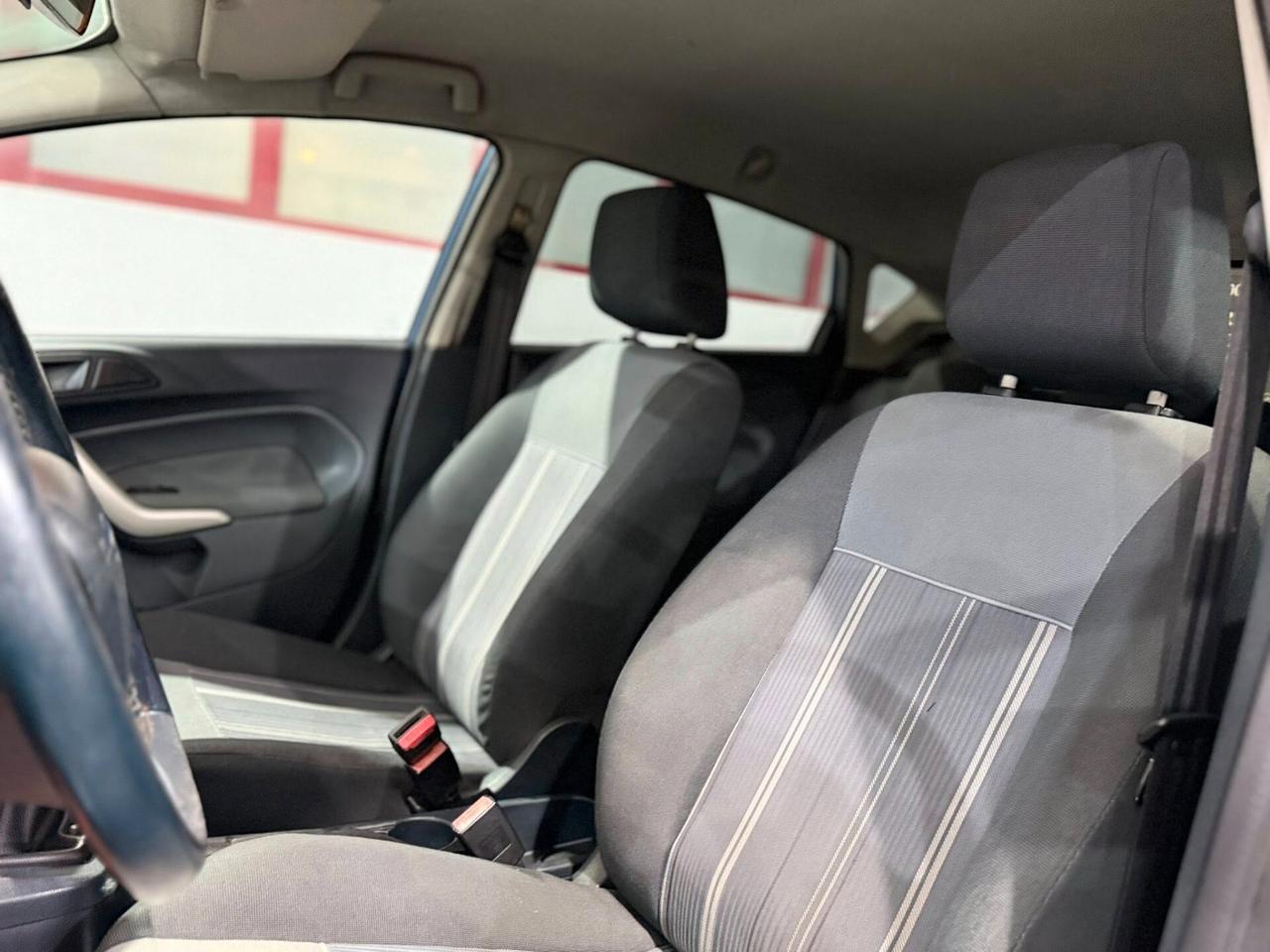 Ford Fiesta 1.4 TDCi 68CV 5 porte Titanium 2009