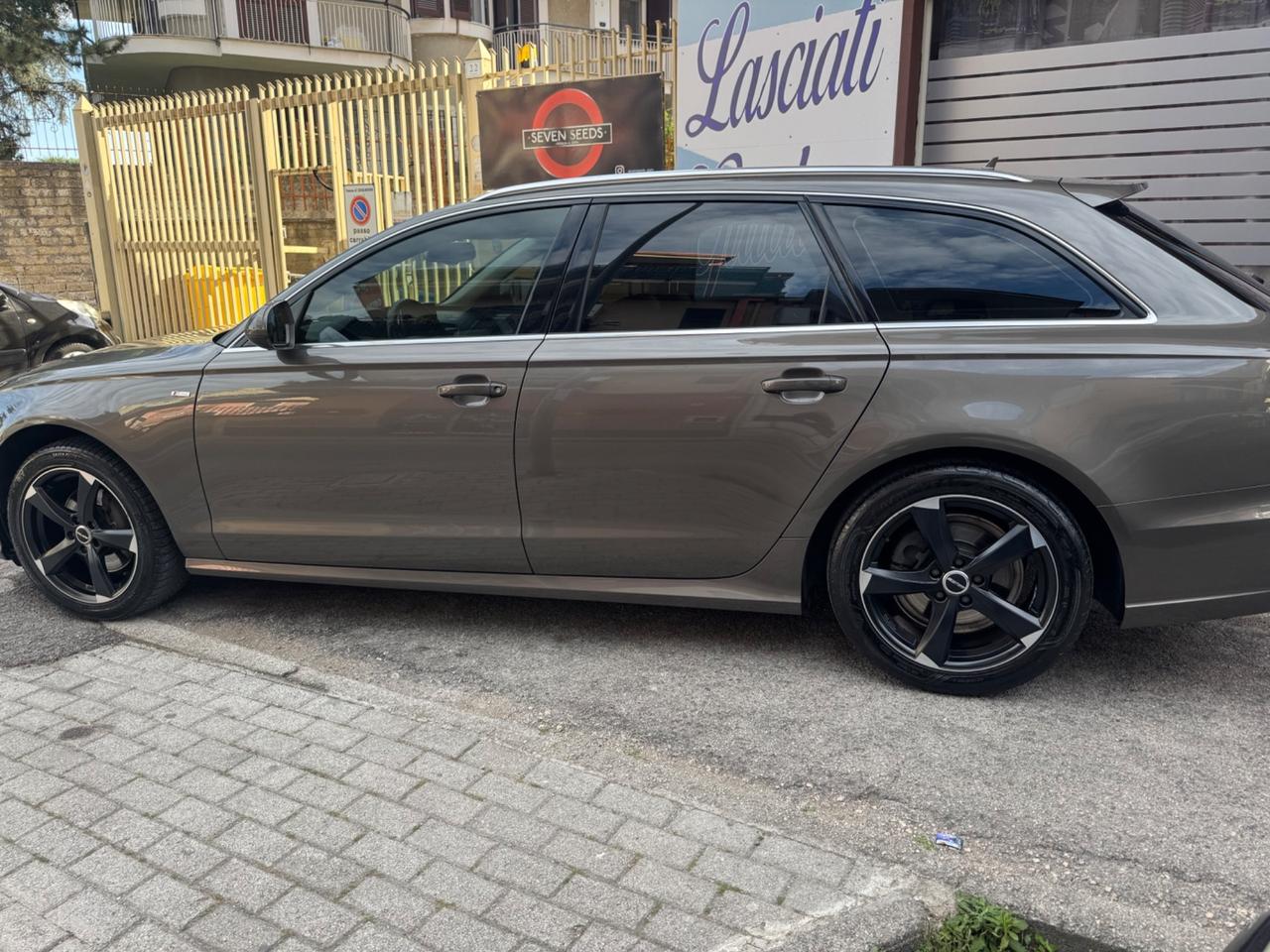 Audi A6 2.0 TDI ultra S tronic Business Plus