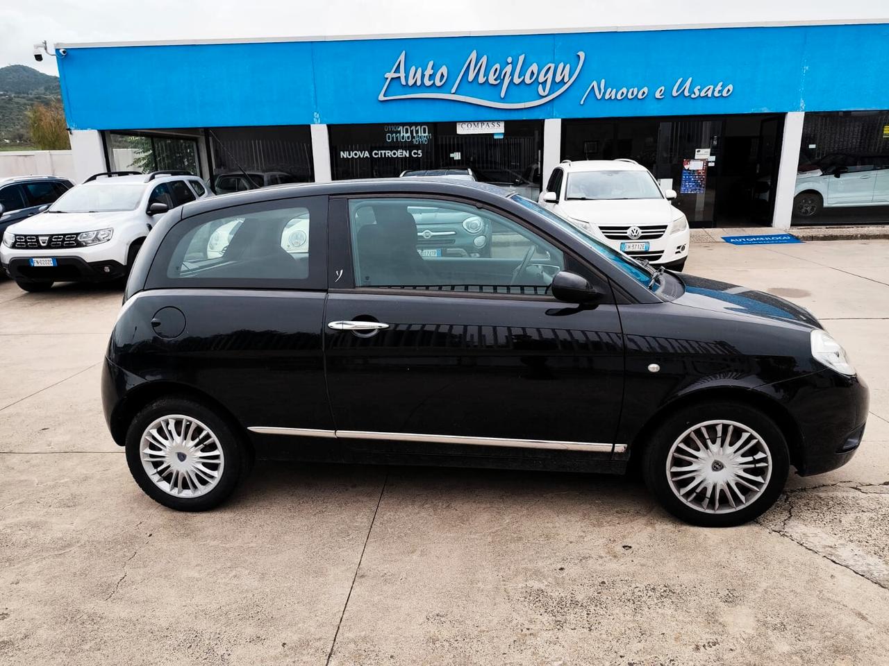 Lancia Ypsilon 1.3 MJT 75 CV Oro