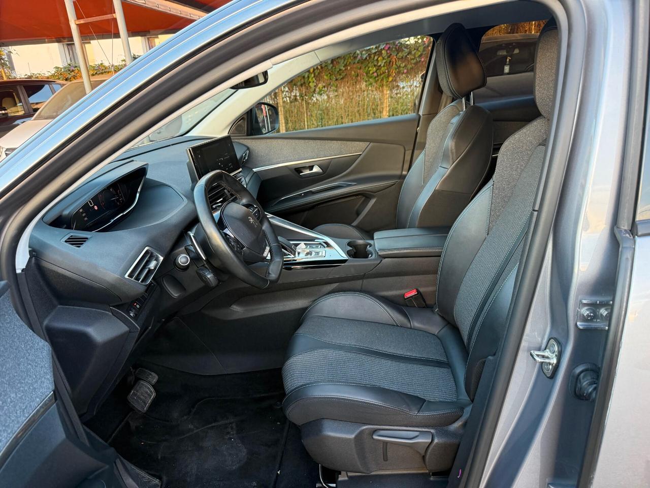 Peugeot 3008 BlueHDi 130 S&S EAT8 Allure Pack 2020