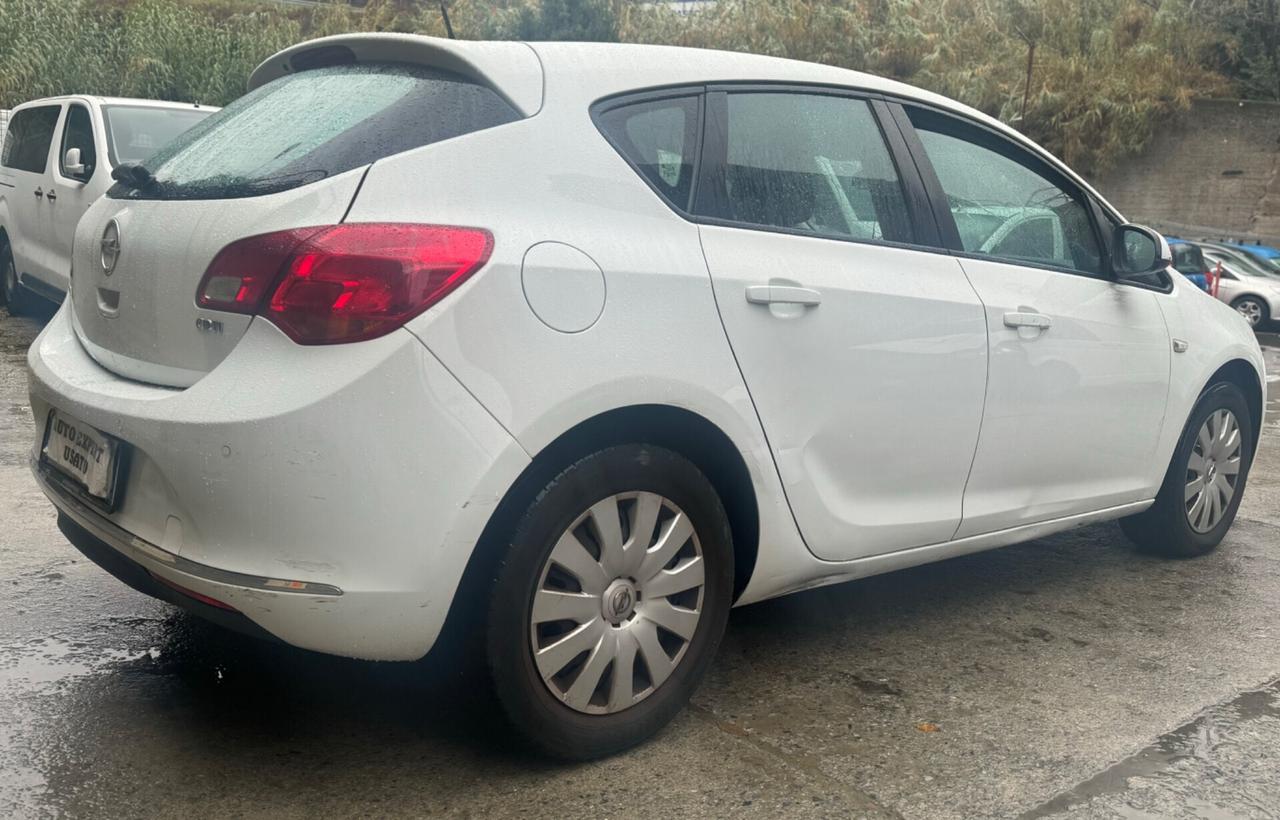 Opel Astra 1.6 CDTI EcoFLEX S&S 5P. Cosmo 2015