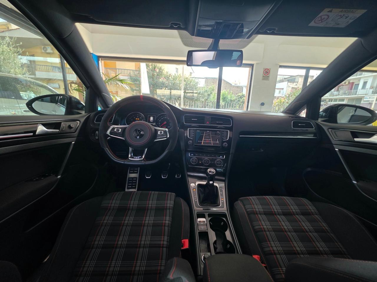 Volkswagen Golf GTI Performance 2.0 TSI 5p. BlueMotion Technology