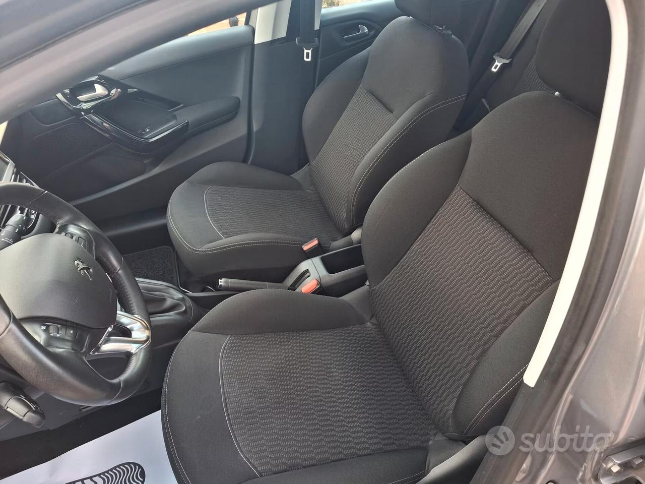 Peugeot 208 PureTech 82 5 porte Allure CERCHI CLIMA CRUISE MULTIFUNZIONE BLUETOOTH NAVIGATORE