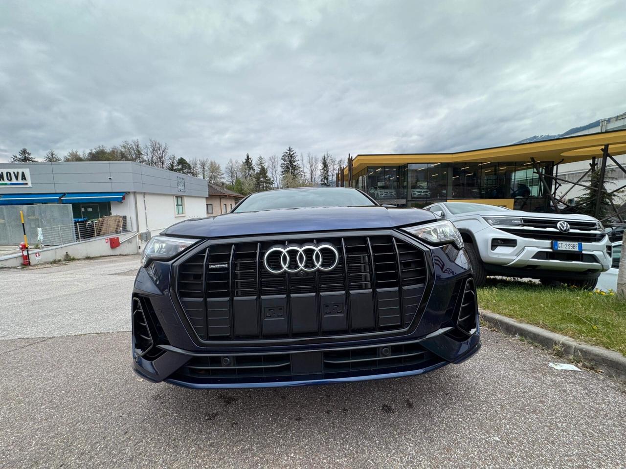 Audi Q3 35 TDI quattro S tronic S line edition