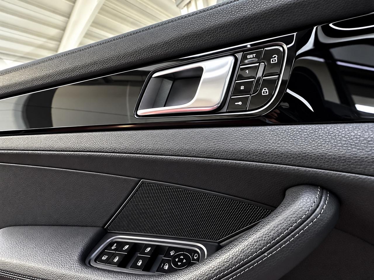 Porsche Panamera 2.9 4 E-Hybrid 10 years Edition