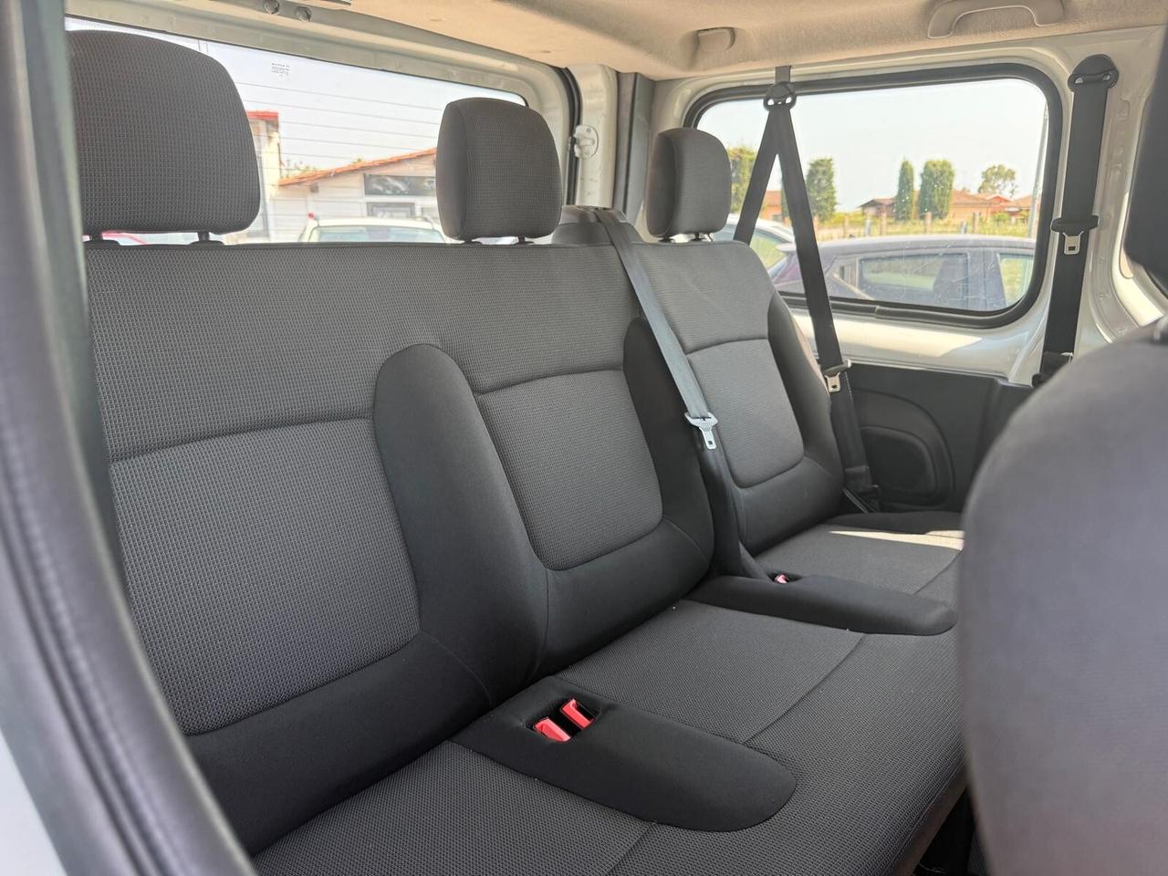 Renault Trafic BluedCi 110CV PL-TN Equilibre 9 POSTI