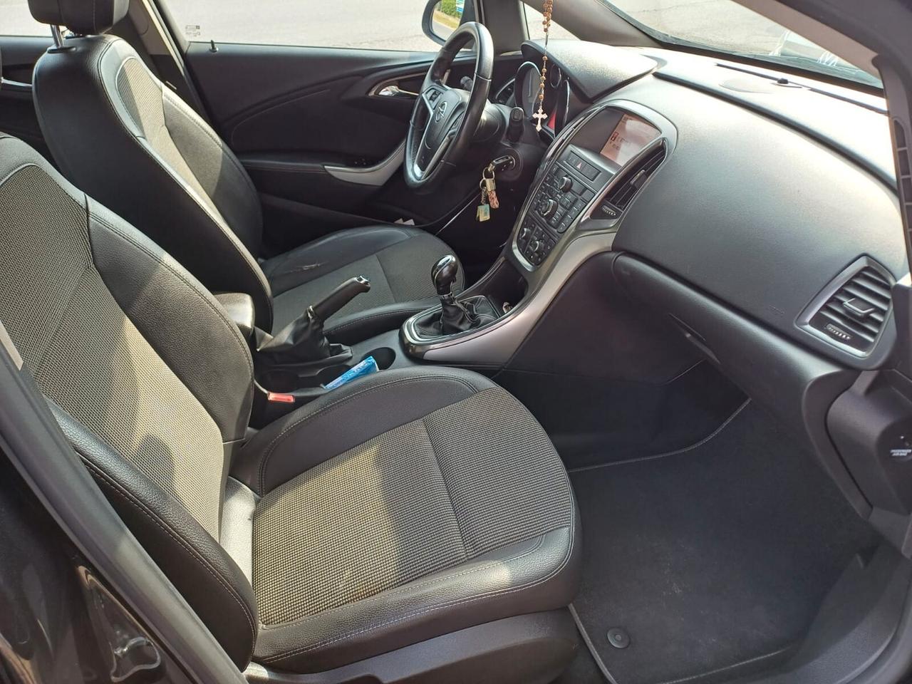 Opel Astra 1.7 CDTI 110 cv 5 porte Cosmo