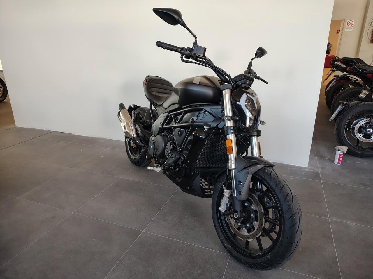 Benelli 502 C Abs