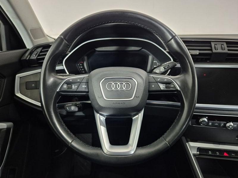 Audi Q3 II 2018 Diesel 35 2.0 tdi Business quattro s-tronic