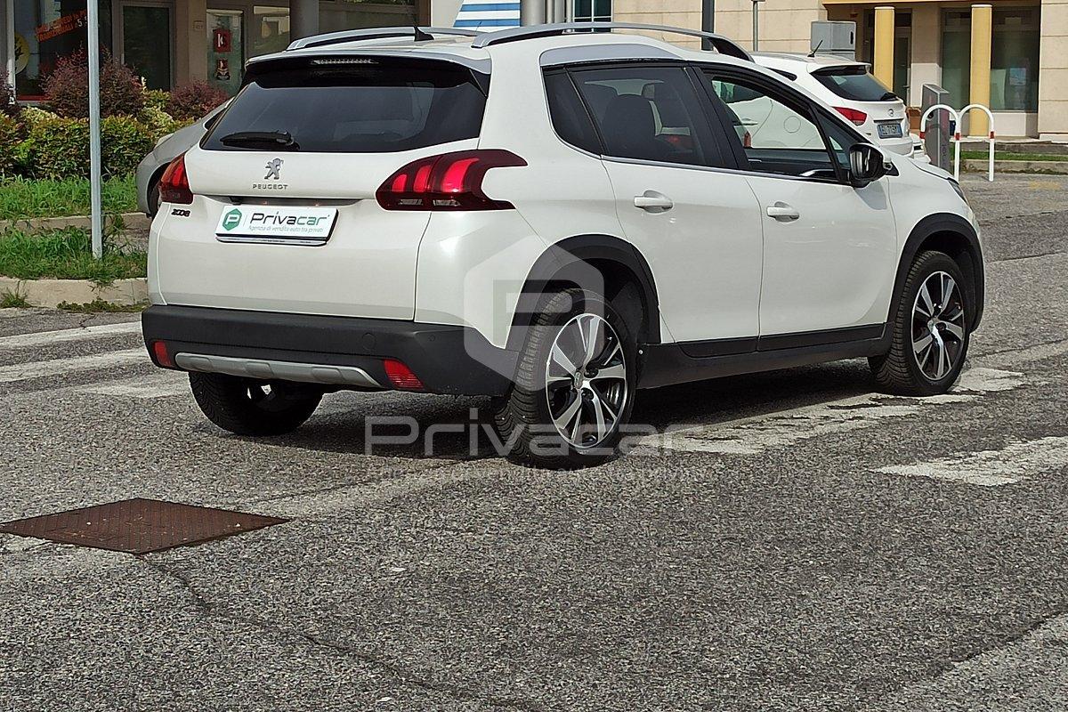 PEUGEOT 2008 BlueHDi 120 S&S Allure