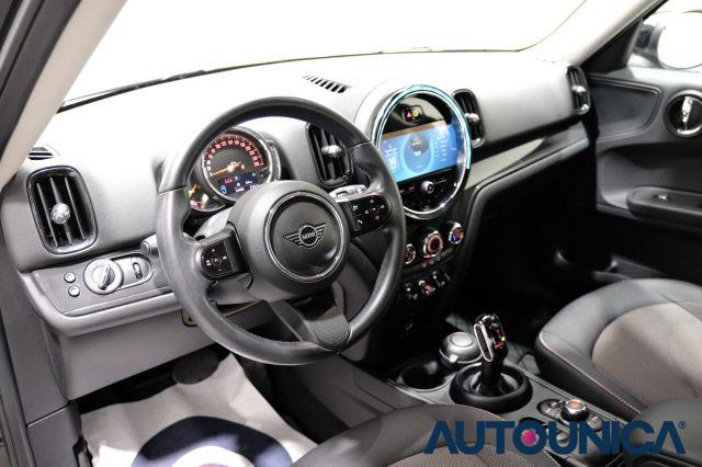MINI Countryman 1.5 COOPER ESSENTIAL AUTOMATICA