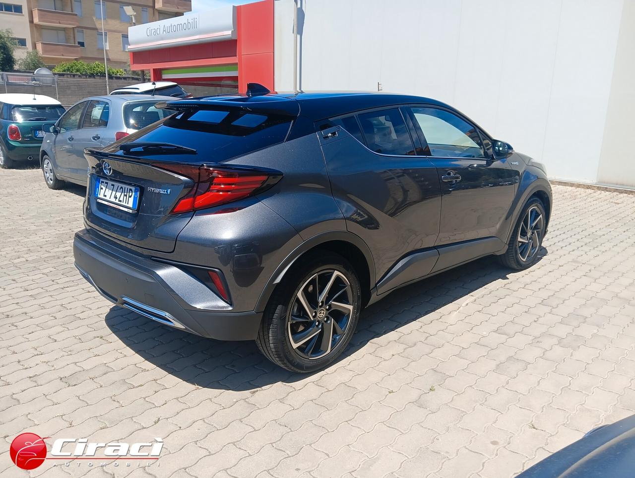 Toyota C-HR 2.0 Hybrid E-CVT Style