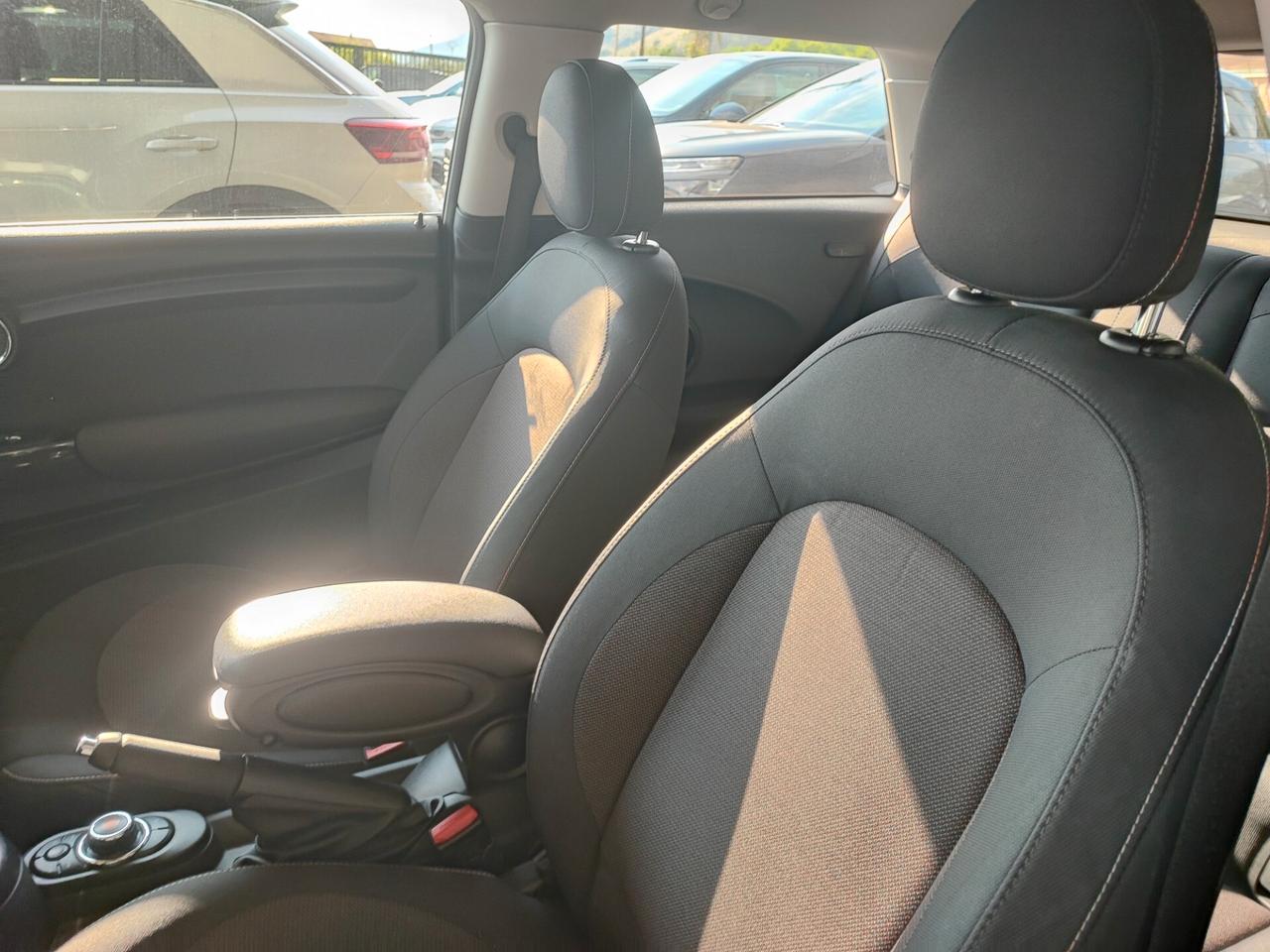 Mini 1.5 Cooper D Hype