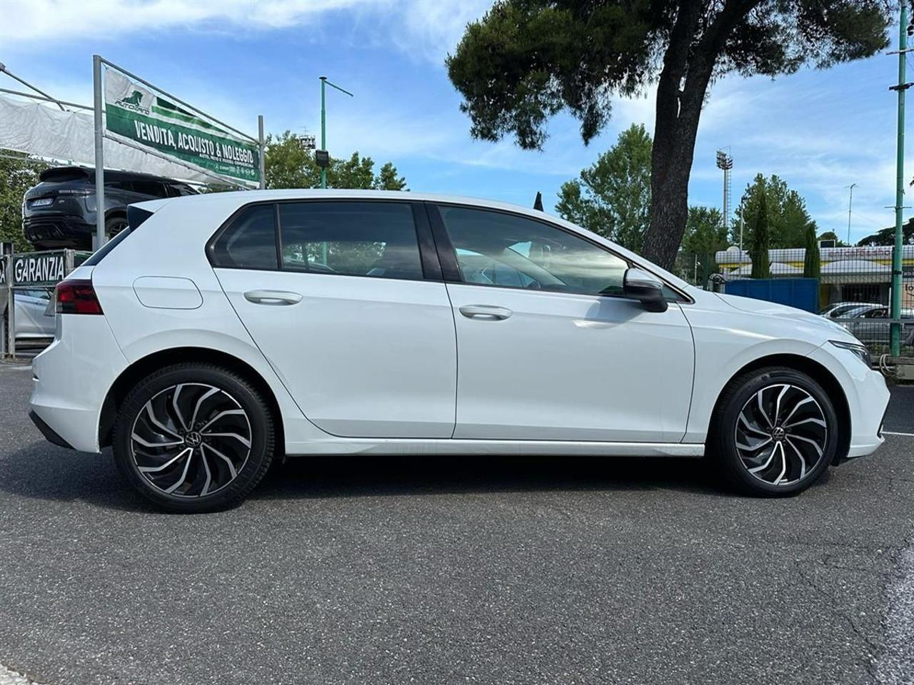 VOLKSWAGEN Golf 1.5 eTSI 150 CV EVO ACT DSG Life