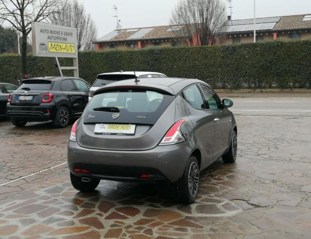 LANCIA Ypsilon 1.0 FireFly 5 porte S&S Hybrid Gold 5 Posti