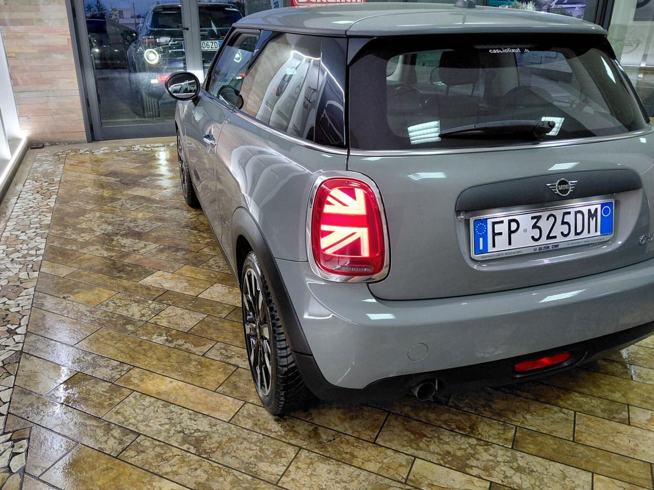 Mini 1.5 One anno 2018 soli 64000 km