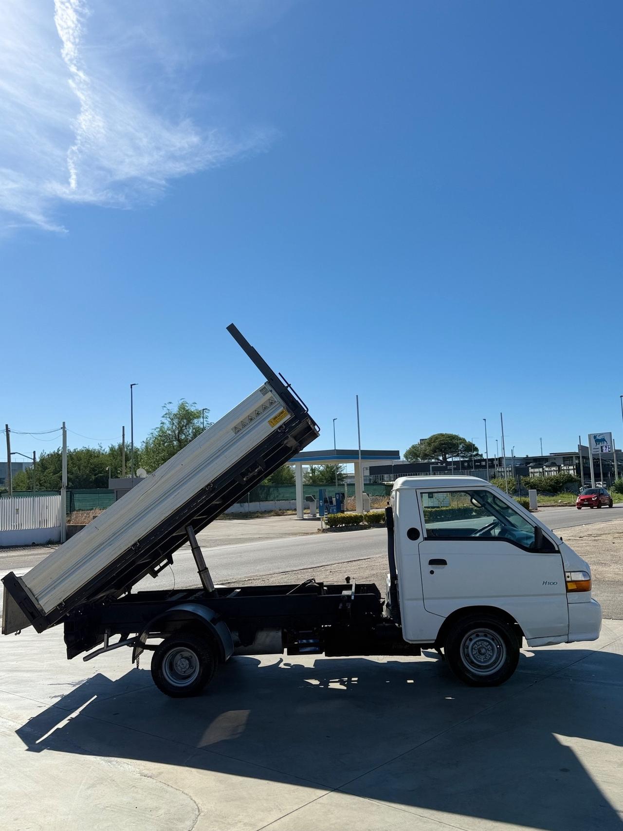 Hyundai H 100 2.5 turbodiesel Ribaltabile