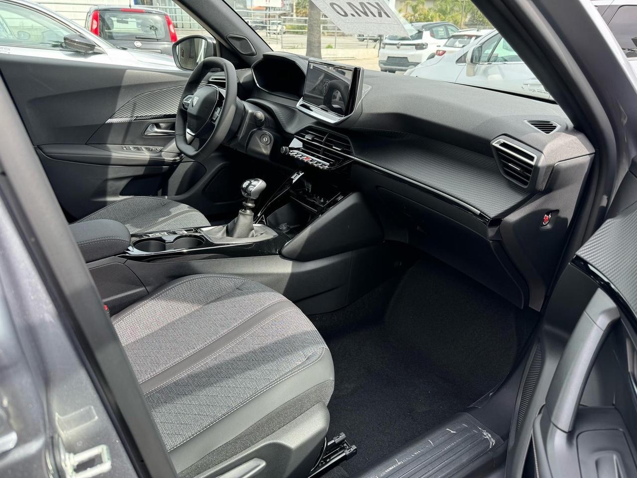 Peugeot 2008 PureTech 100 S&S Allure KM0