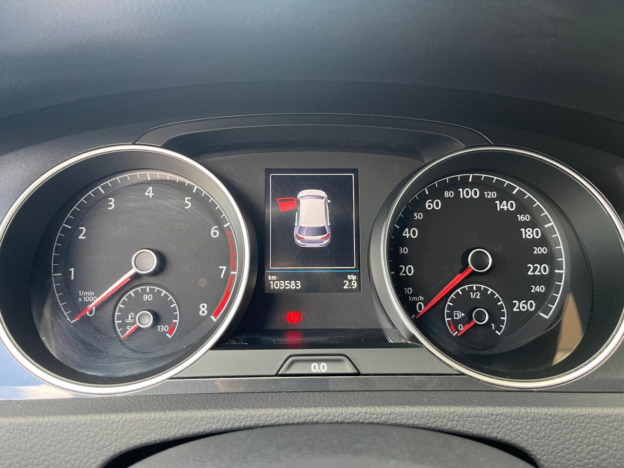 Volkswagen Golf 1.0 TSI 110 CV 5p.