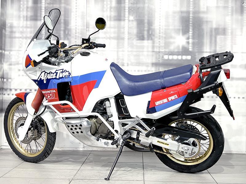 Honda Africa Twin 750 XRV