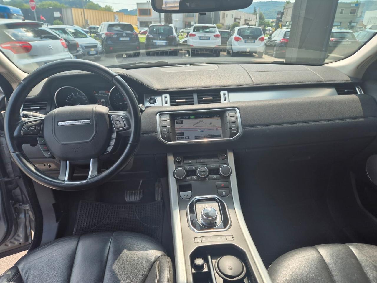 LR Range Evoque 2.2 TD4 Vers. PURE E5B -- 4x4!!!