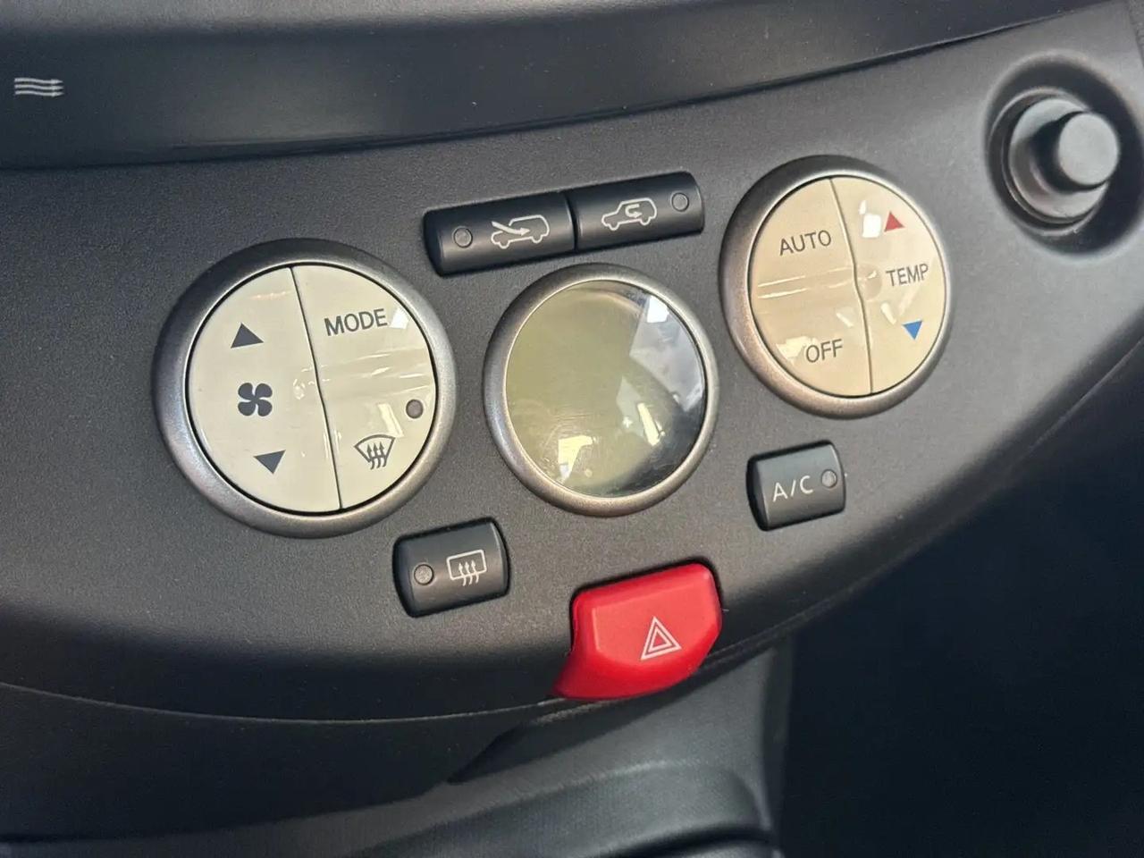 Nissan Micra 1.2 16V 5 porte Sport