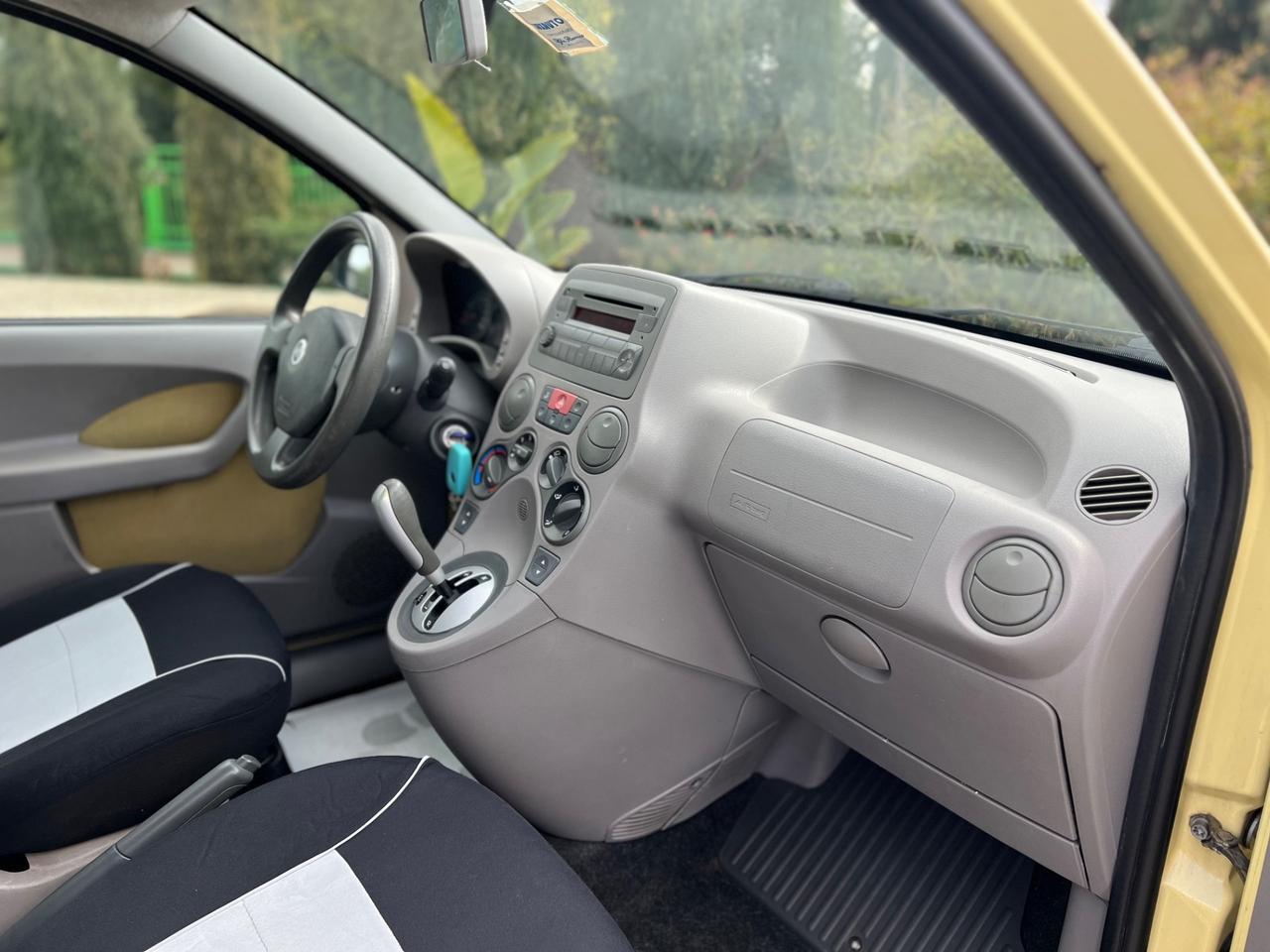 Fiat Panda 1.2 Dualogic AUTOMATICA (44kw)