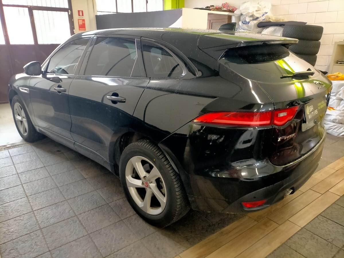 JAGUAR F-PACE 2.0d i4 Portfolio awd 240cv R-SPORT