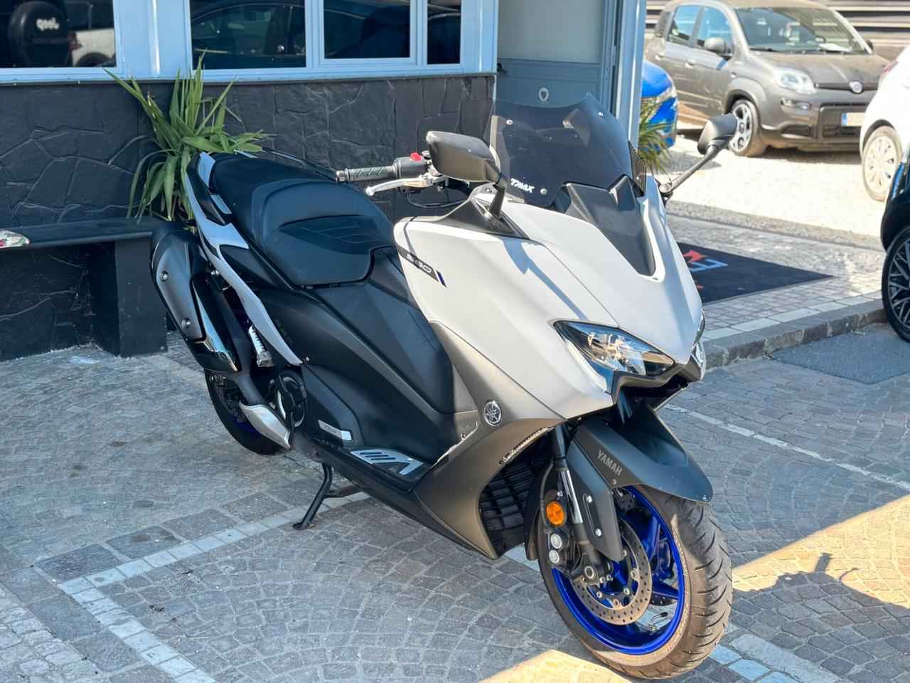 Yamaha T-Max 560