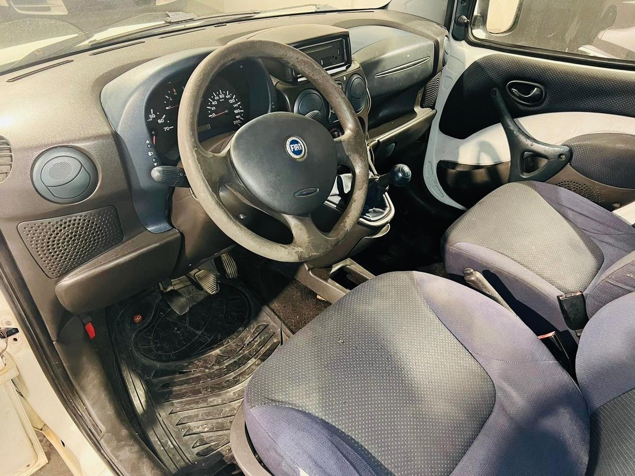 Fiat DOBLO 1.9 65CV Lounge*NEOPATENTATI*5 POSTI