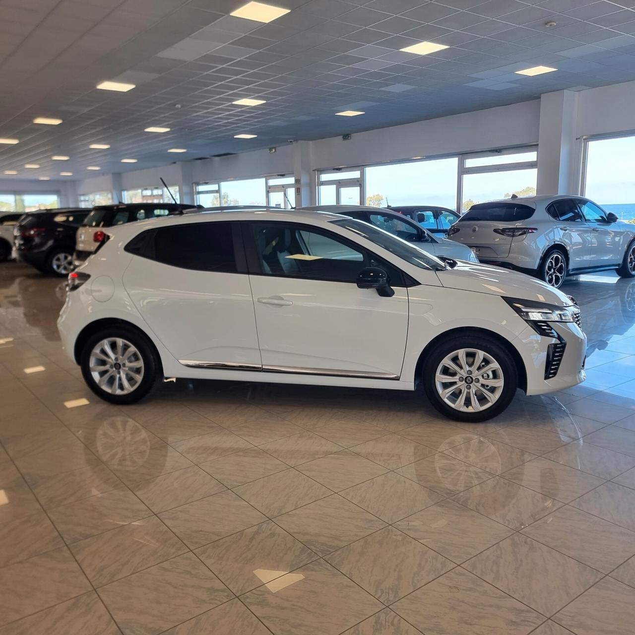 RENAULT CLIO EVOLUTION 1.5 dCi 100cv