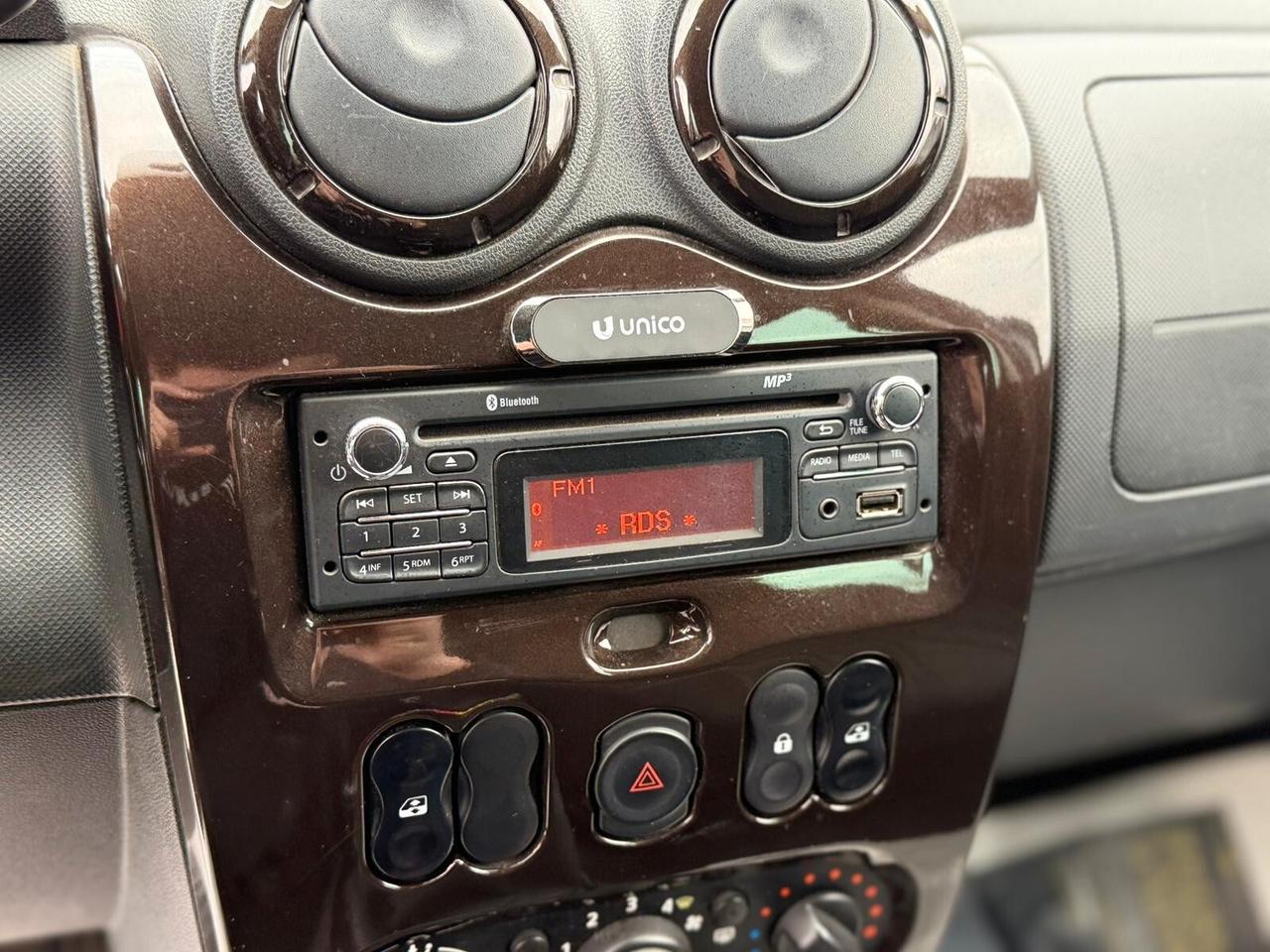 Dacia Duster 2012 GPL